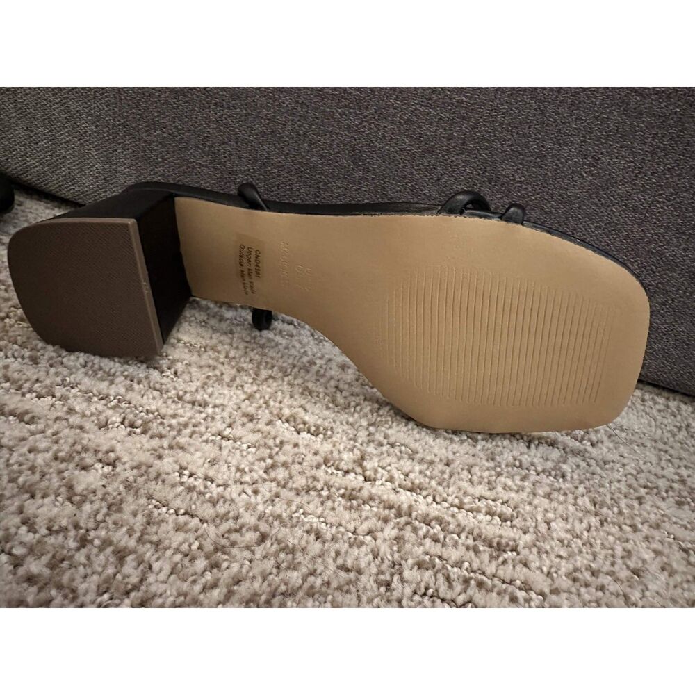 NWT PrettyLittleThing Black Wide Fit Square Toe Padded Low Block Heel US 7/UK 5 - Picture 8 of 8